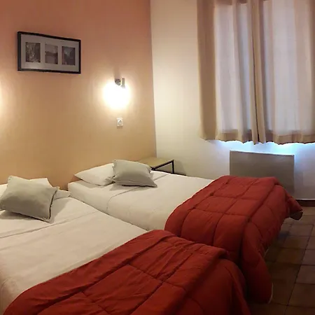 Saint Michel 2* דינייה-לה-בן