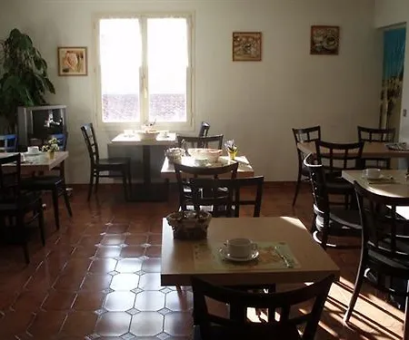 מלון Saint Michel