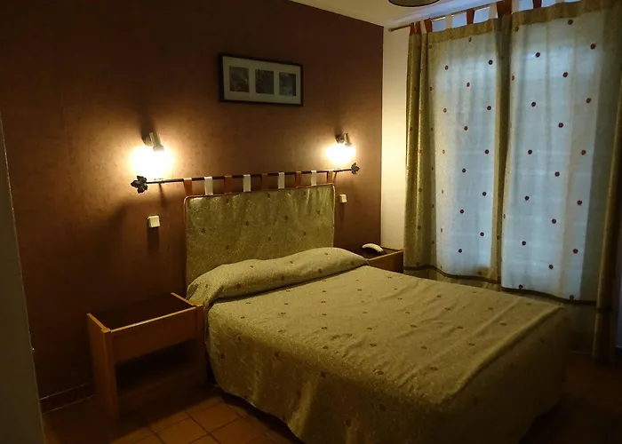 Saint Michel Hotel 2*